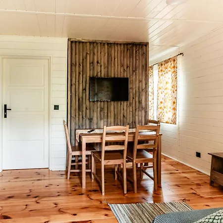 Folgi Chlapowo בקתה